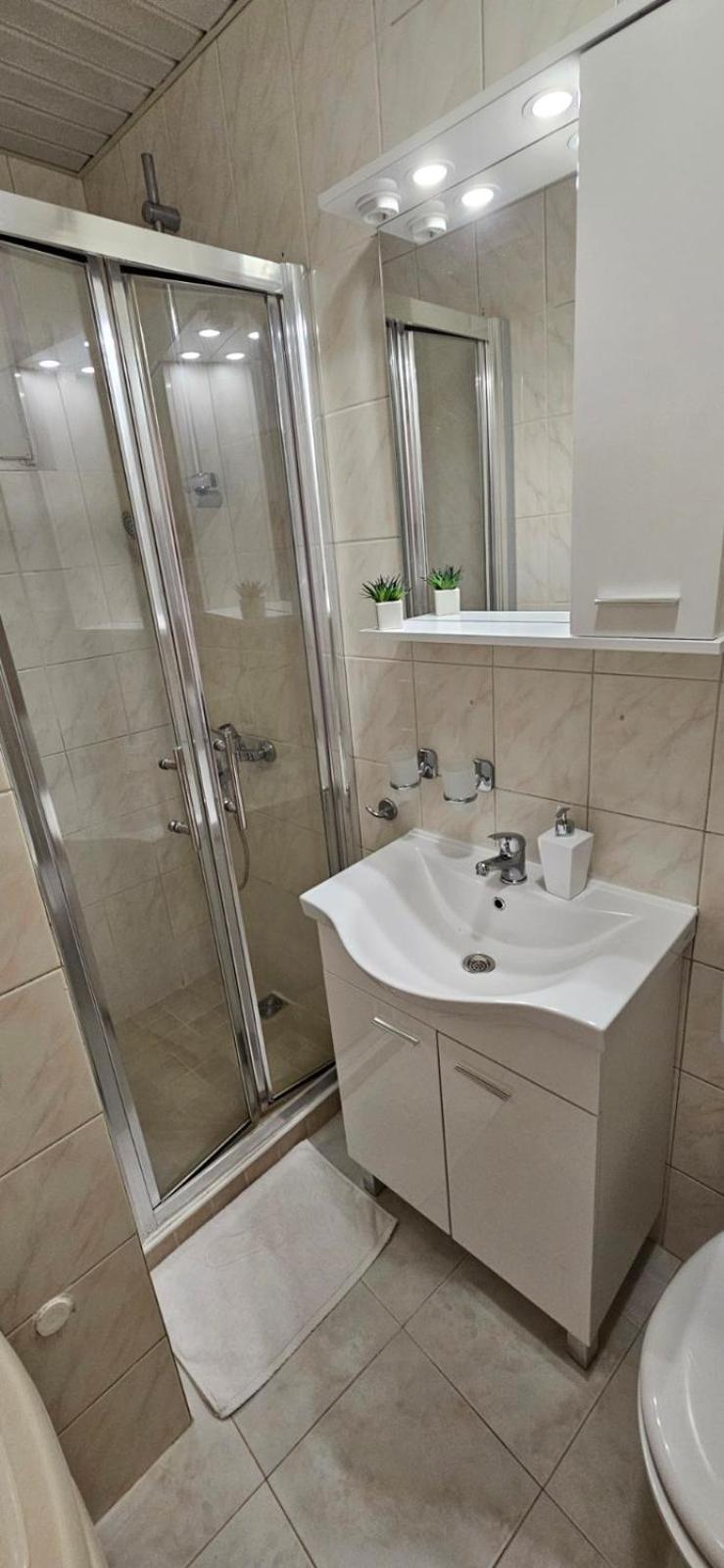 Apartments Afrodita ดูบรอฟนิก ภายนอก รูปภาพ