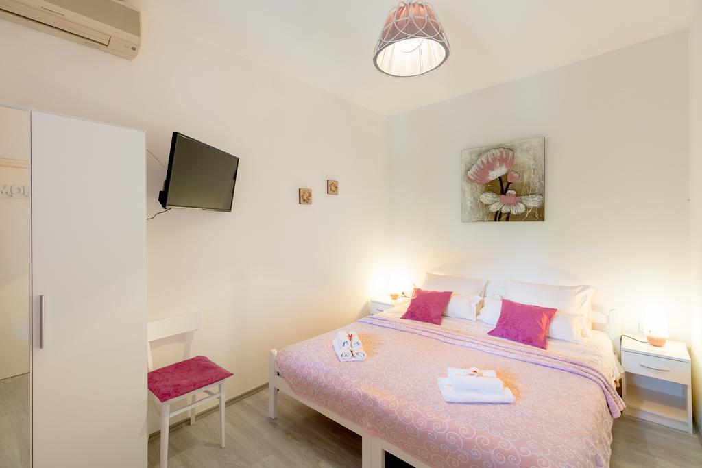 Apartments Afrodita ดูบรอฟนิก ภายนอก รูปภาพ